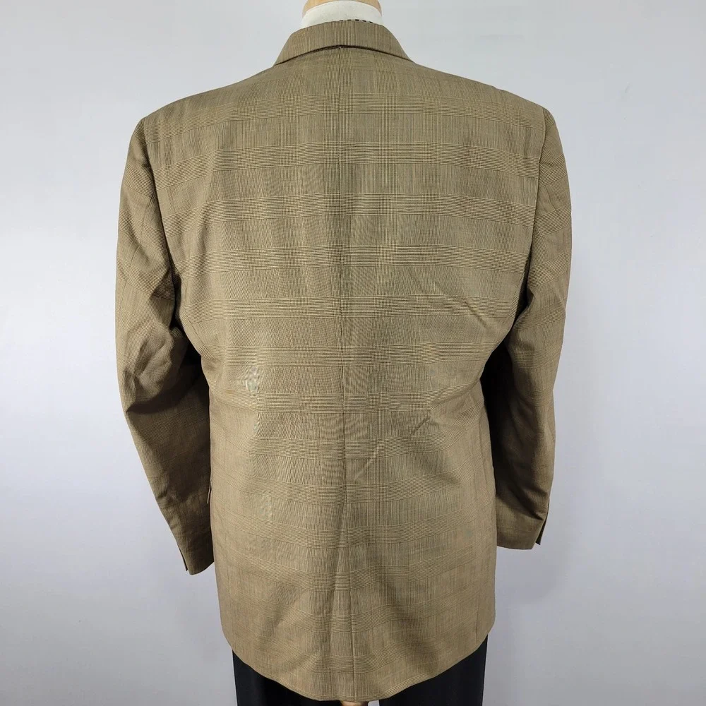 VTG Tommy Hilfiger Men's Sport Coat Blazer Three Button Brown Plaid Wool Sz‎ 44L
